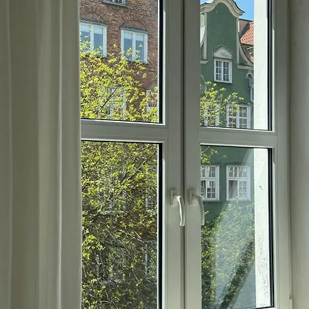 Just Cozy Old Town Apartment *